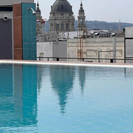 Luxe Central Studio With Pool, Parking & Ac 부다페스트 외부 사진